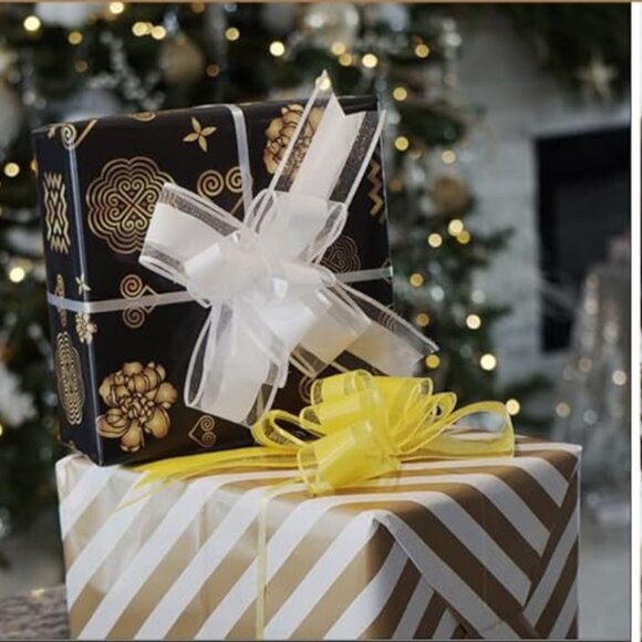 Wrapping Paper Sheets (6) and Pull Bows (3) Folded Flat - Picture 4 of 7